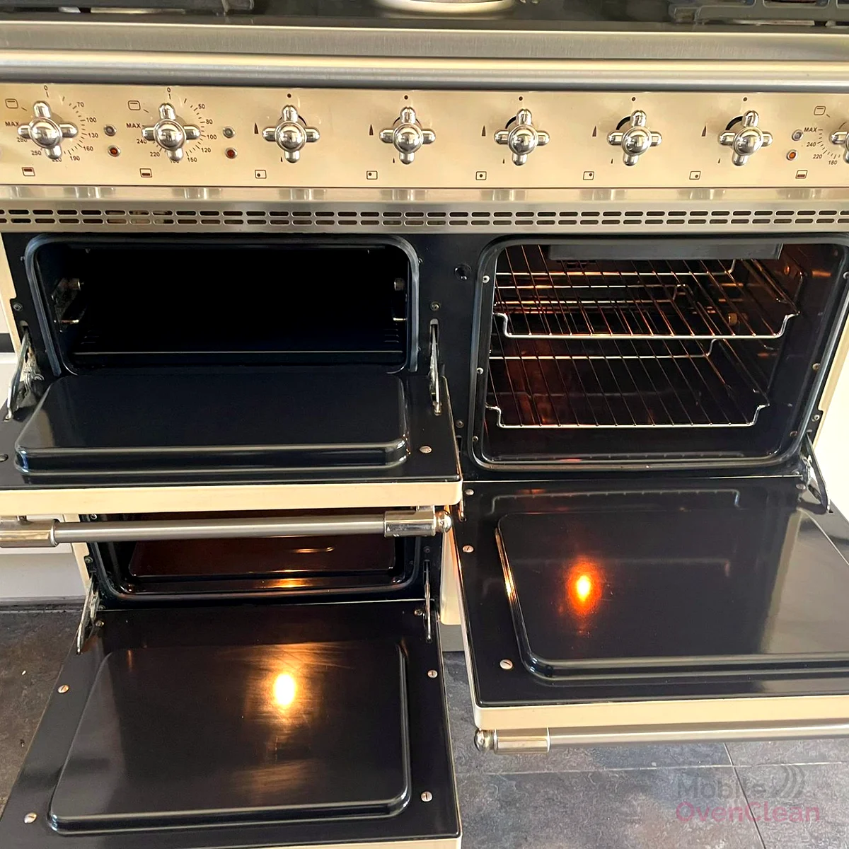Range cooker after professional cleaning — fully restored